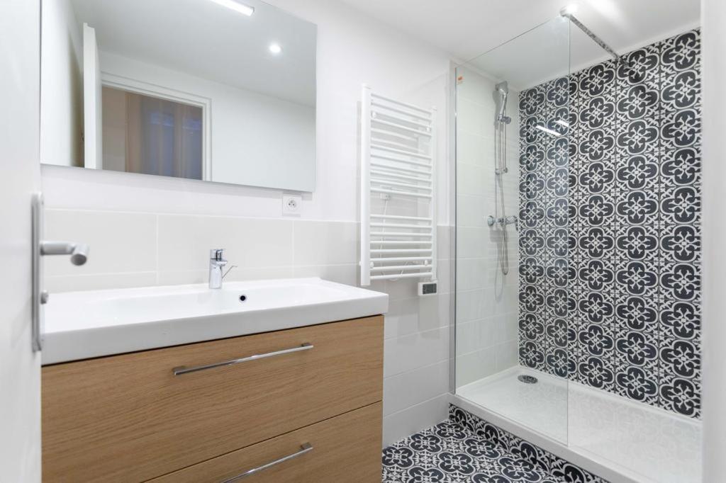 Grand T4 Avec 3Sdb - Quartier Joliette - Ideal Familles Et Groupes Marseille Kültér fotó